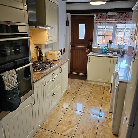 Grade 2 Listed School In York. Casa de Férias York